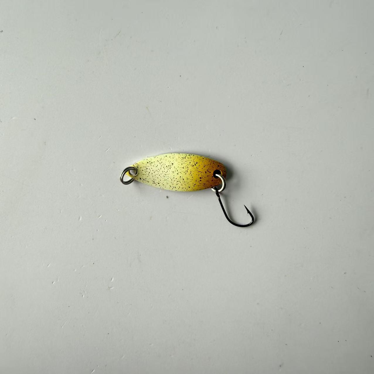 Replica of a Famous Brand, Bestseller, 1 Piece, Micro-Object Mouth Copper Colored Metal UV Glow Focusing on Walleye Bait, Suitable for Freshwater and Saltwater Fishing Accessories, Fishing Gear, and Supplies