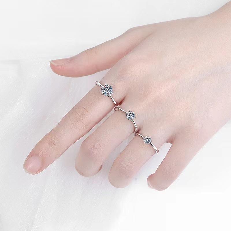 【New customers 】S925 sterling silver 1CT classic noble Six claws plain ring Artificial Zircon Decor Engagement Ring for Her