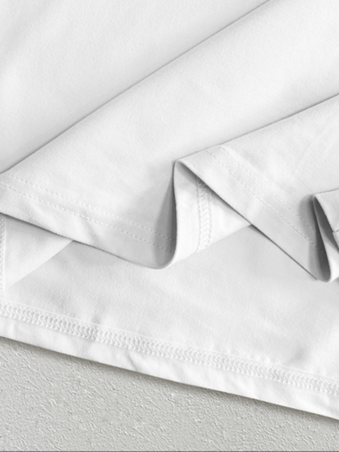 Women's 2-Pack Western Bull Print Short Sleeve T-Shirt & Camo Shorts Set, Soft Casual Fabric, Daily Streetwear Loungewear, Black Beige Pink White Purple Red Multi-Color Options