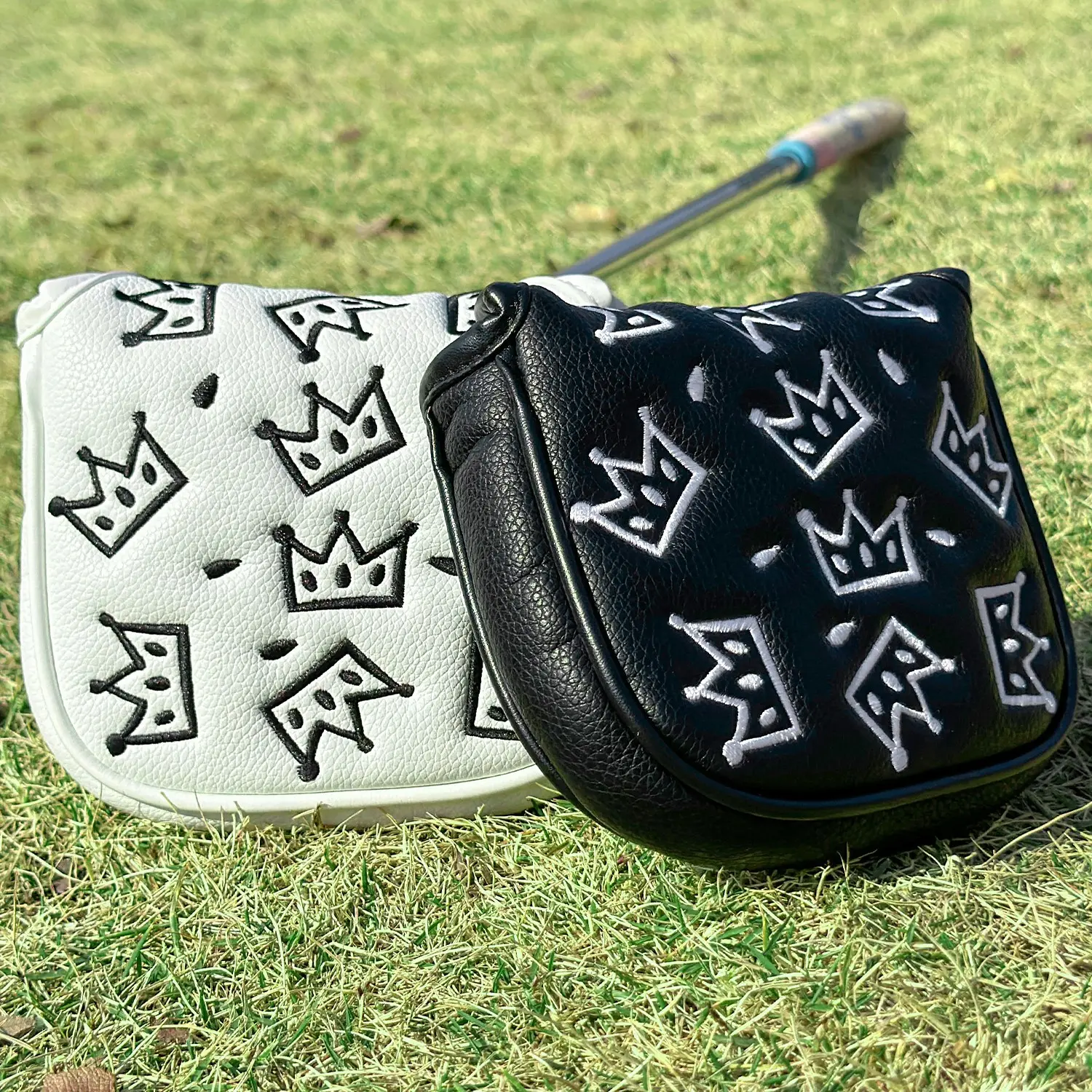 Funny Golf Mallet Putter Headcover with Crown Design, Soft Fleece Lining, Humorous Putter Head Cover, Golf Accessories, Golf Gift Accessory, Great Christmas Gift for Golf Lovers, Golf Gifts
