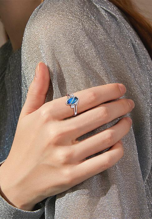 Exquisite 925 Sterling Silver Mood Rings Moonstone for Women Vintage Handmade Victorian Rings Oval Solitaire Ring 18K White Gold Plated Color Change Mood Rings Trendy Womens Jewelry