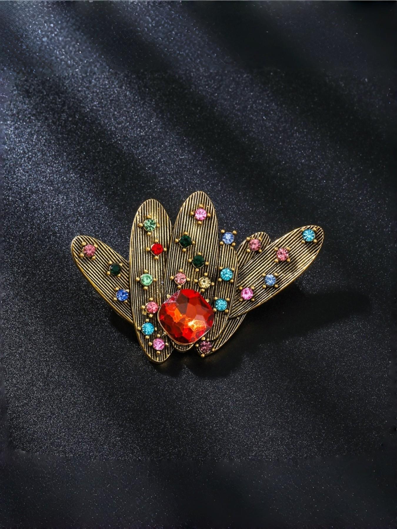 Vintage Elegance Rhinestone Brooch, Antique Design, Luxurious Coat Suit Pin, Versatile Fashion Accessory for Daily Wear