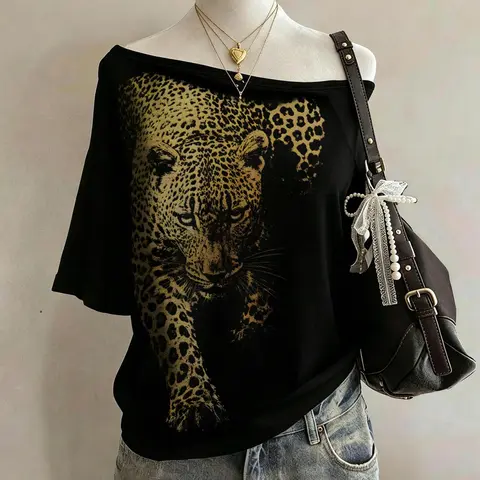 Women's off-shoulder leopard print short-sleeved T-shirt, loose-fitting top with tiger print, perfect for everyday street style, Daily Wear Top
