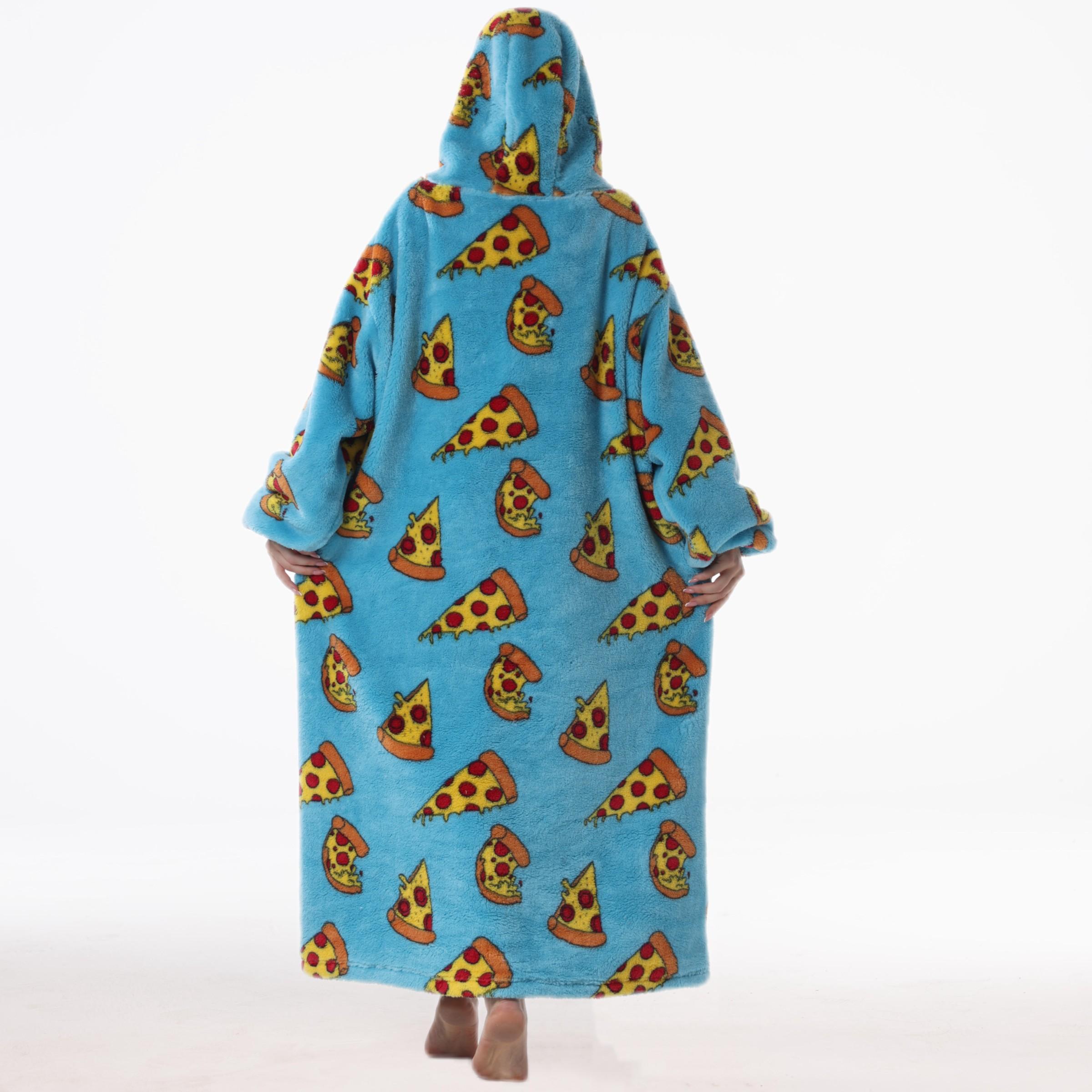 Pizza Pattern Oversized Wearable Blanket Sweatshirt, Soft Flannel Wrap, Unisex Comfortable Bathrobe, Fun Print Design