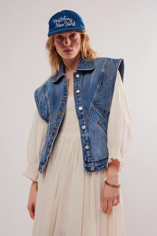 Elengatine Bohemian Style Vintage Cool Denim Vest for Lady Minimalist Rounded Collar Wide Shoulders Slit Pockets Button-front Closure Basic Casual Fitted Denim Jacket Coat Women's Chic Winter Wear