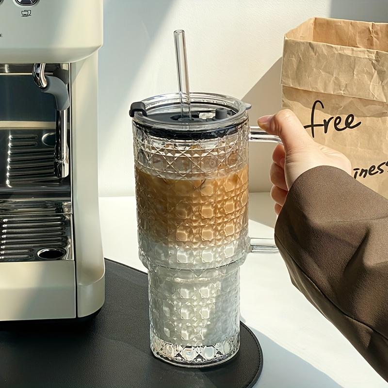 1PC 530ml/18oz Large Capacity Straw Cup with Lid, Fashionable INS Style Summer Iced Coffee Cup, Reusable Drinking Cup, Suitable for Coffee, Tea, Whiskey, American Espresso and Latte, Tumbler
