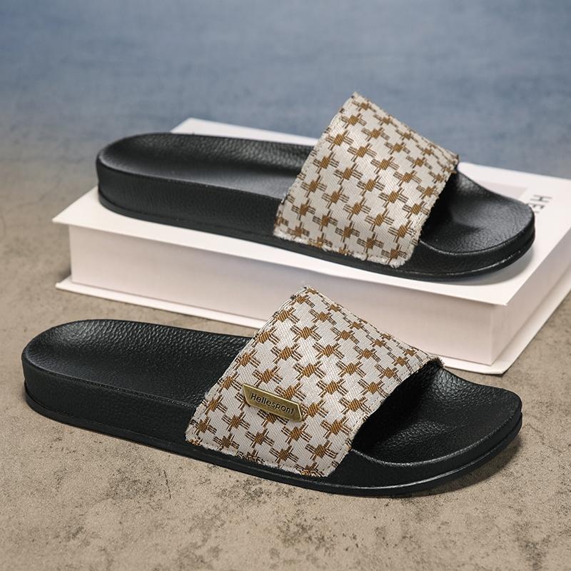 2026 Summer New Classic One-Strap Slippers for Couples, High-End Home and Outdoor Slippers, European and American Men's Style
