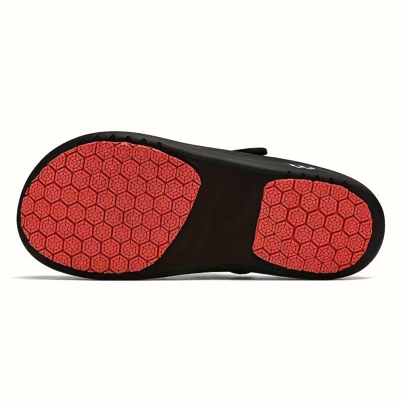 Mule slippers,Chef work shoes wide toe shoes- anti slip, oil resistant, waterproof, easy to clean, affordable work shoes,comfortable, easy to put on and take off, suitable for kitchen, nursing, and catering work. Black.Men's and women's shoes