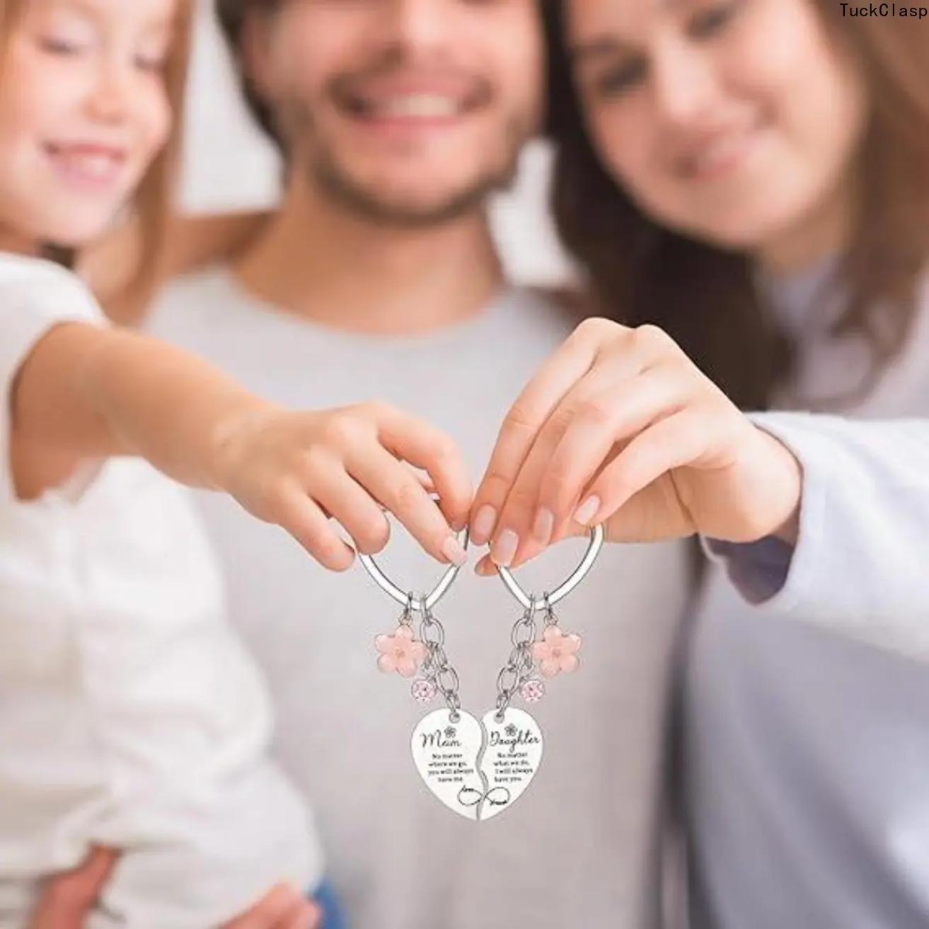 Women’s Stainless Steel 2-Piece Matching Heart Keychain Set, Corrosion-Resistant Engraved Forever Heart Design, Sentimental Bag Charm & Keyring Accessories, Heartfelt Mother’s Day Gift for Mom from Daughter