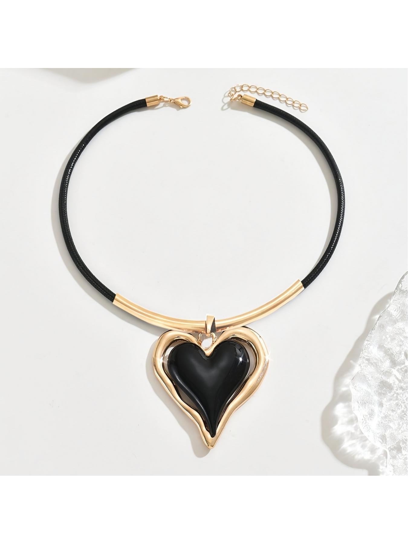 Fashion Big Heart Pendant Clavicle Necklace Black Rope Chain for Women Girls Trendy Jewelry Gift 2024 New Arrival