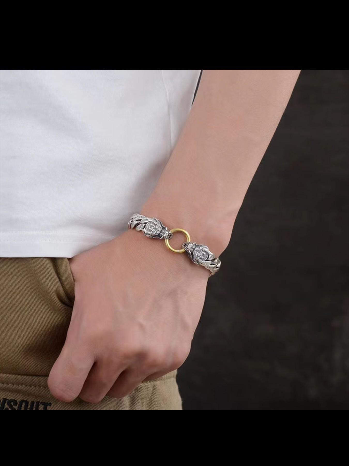 New High-End Handmade Bracelet for Men, Traditional Chinese Style, Bold Retro Dual Dragon Head, Six-Character Inscription Bracelet