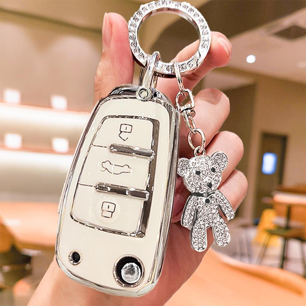 Audible Car Keychain Set, Water Drill Bear Design, Fashionable Beaded Chain, Compatible with Tt A6 C6 A4 A5 A7 A3 Q3 Rs3 Rs6 A3 8v Q2 Q7 S3 S7 S8