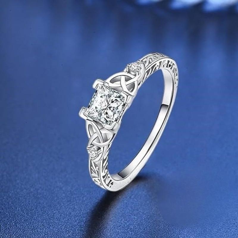 Classic inlaid sparkling white cubic zirconia women's ring suitable for parties, banquets, engagements, women's jewelry gifts