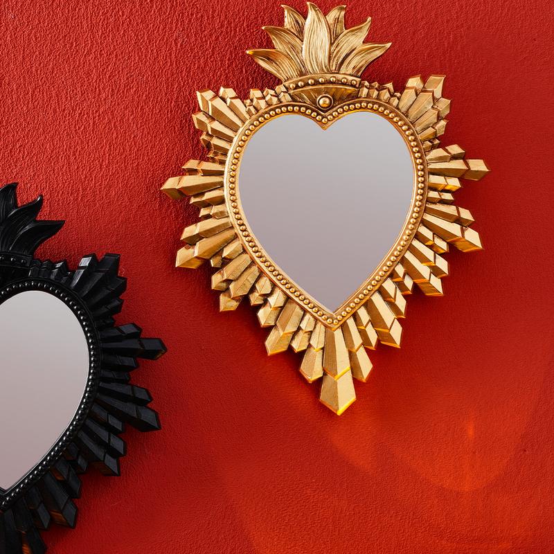 1PC, golden and black flame heart-shaped decorative pendant, resin material sacred heart decorative pendant, suitable for religious wall decoration, home wall decoration or photography prop decoration, theme party decoration #TOP PICKS