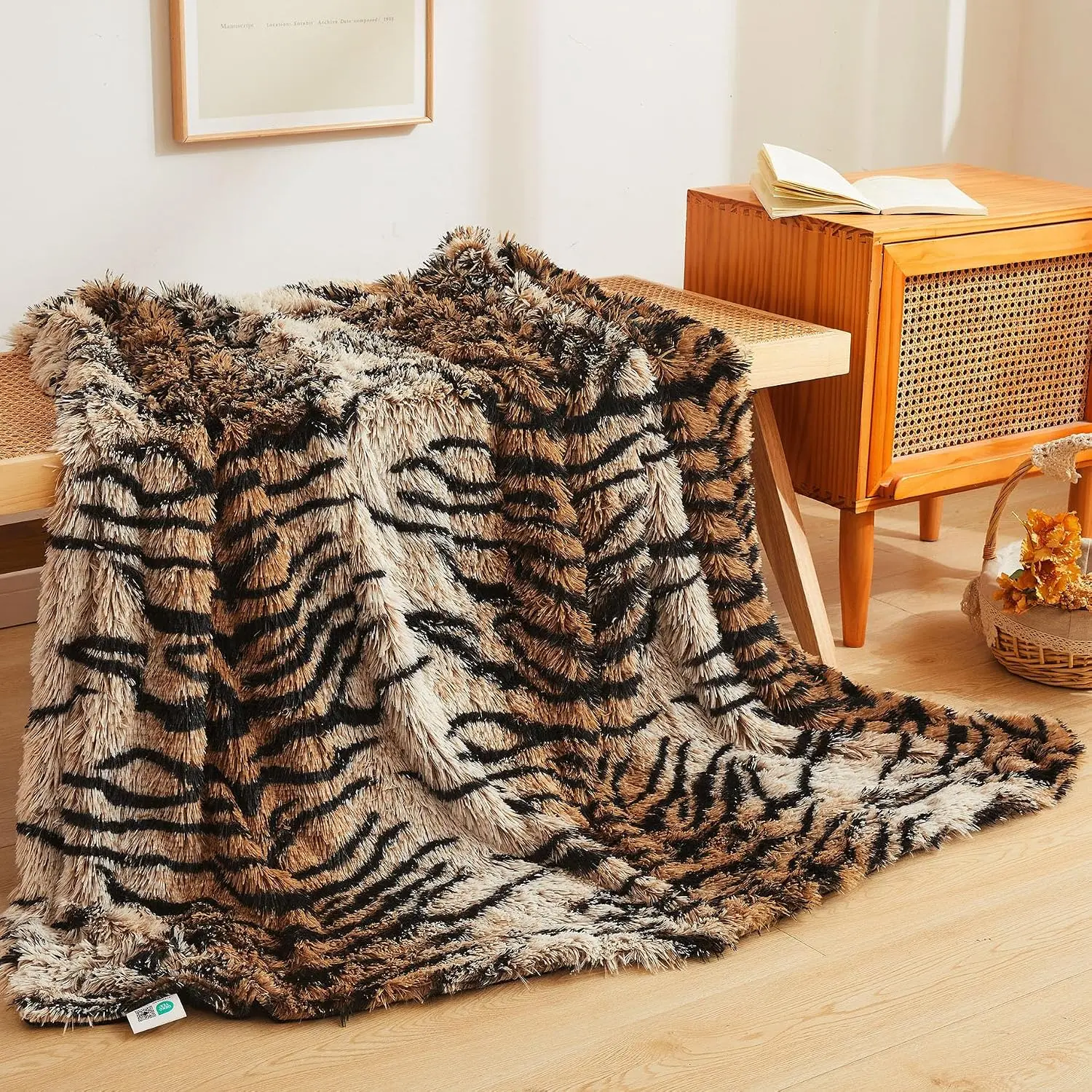 Luxury Faux  Tiger Print Throw Blanket, Tiger Brown, 50"x60"