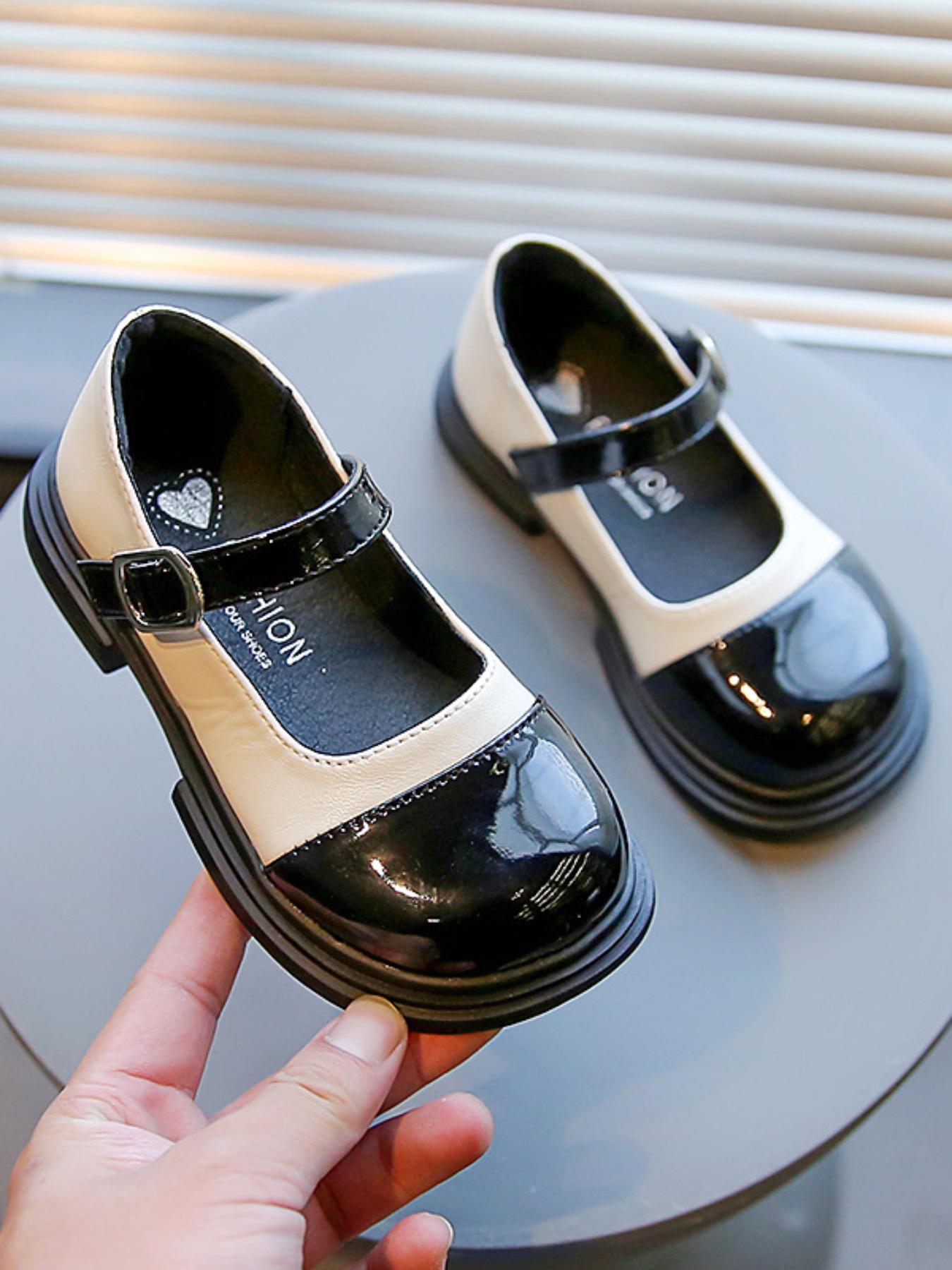 Girl's Vintage Mary-Jane Flat Shoes, Black and White Adjustable Patent Leather Slip-Ons with Rubber Sole, Buckle Design, Easy-Wear Glamorous Flats for School Uniform (02)