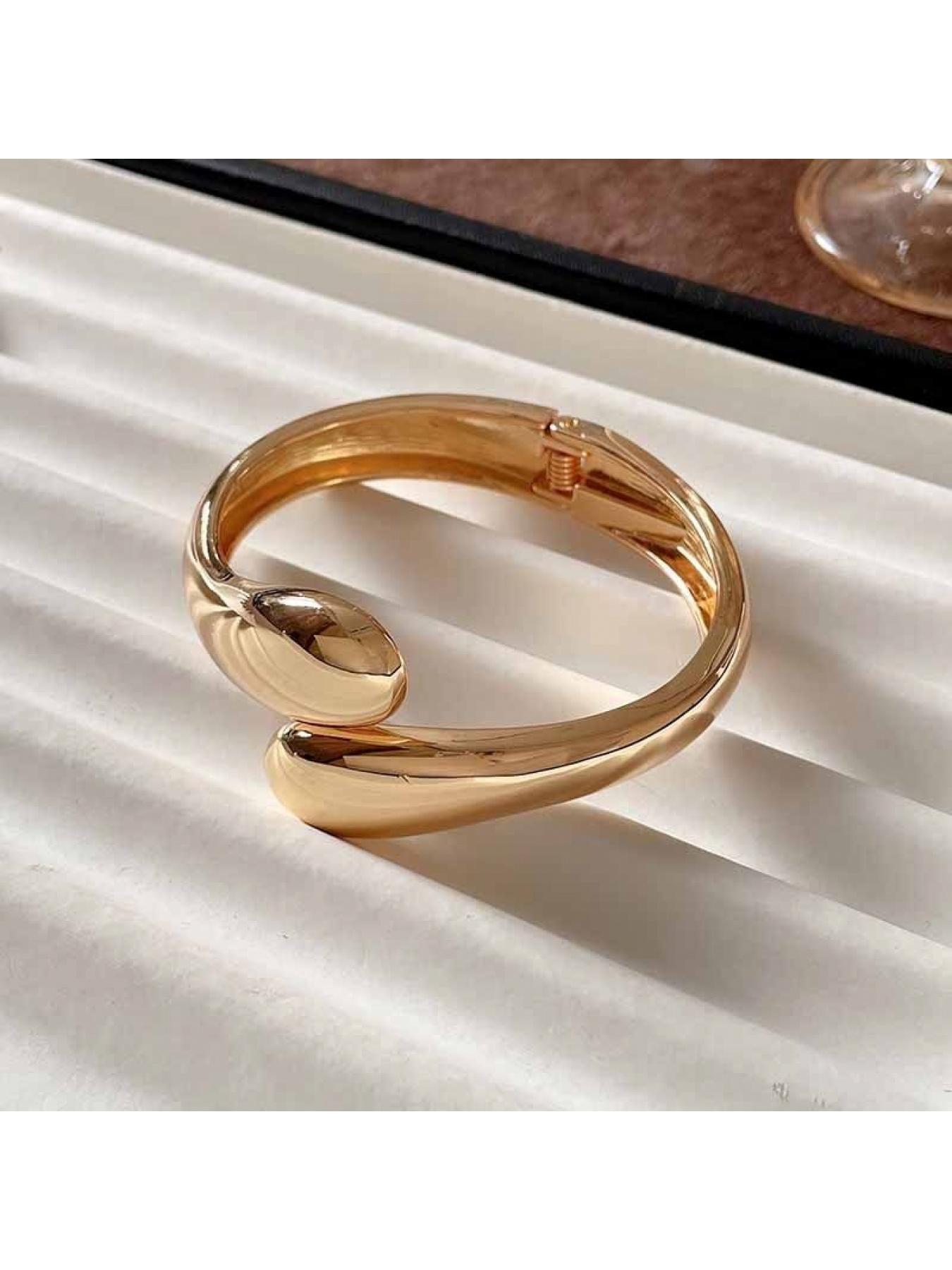 Openable electroplated metal bracelet, jewelry style, light luxury, high-end feel, personalized bracelet, randomly shipped, optional 3 pieces, 6 pieces