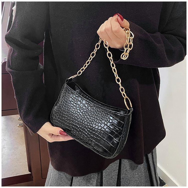 Lightweight Business Casual Mini Embossed Chain Bag – Stylish Textured Shoulder Bag for Office, College, Commute, Travel & Daily Use