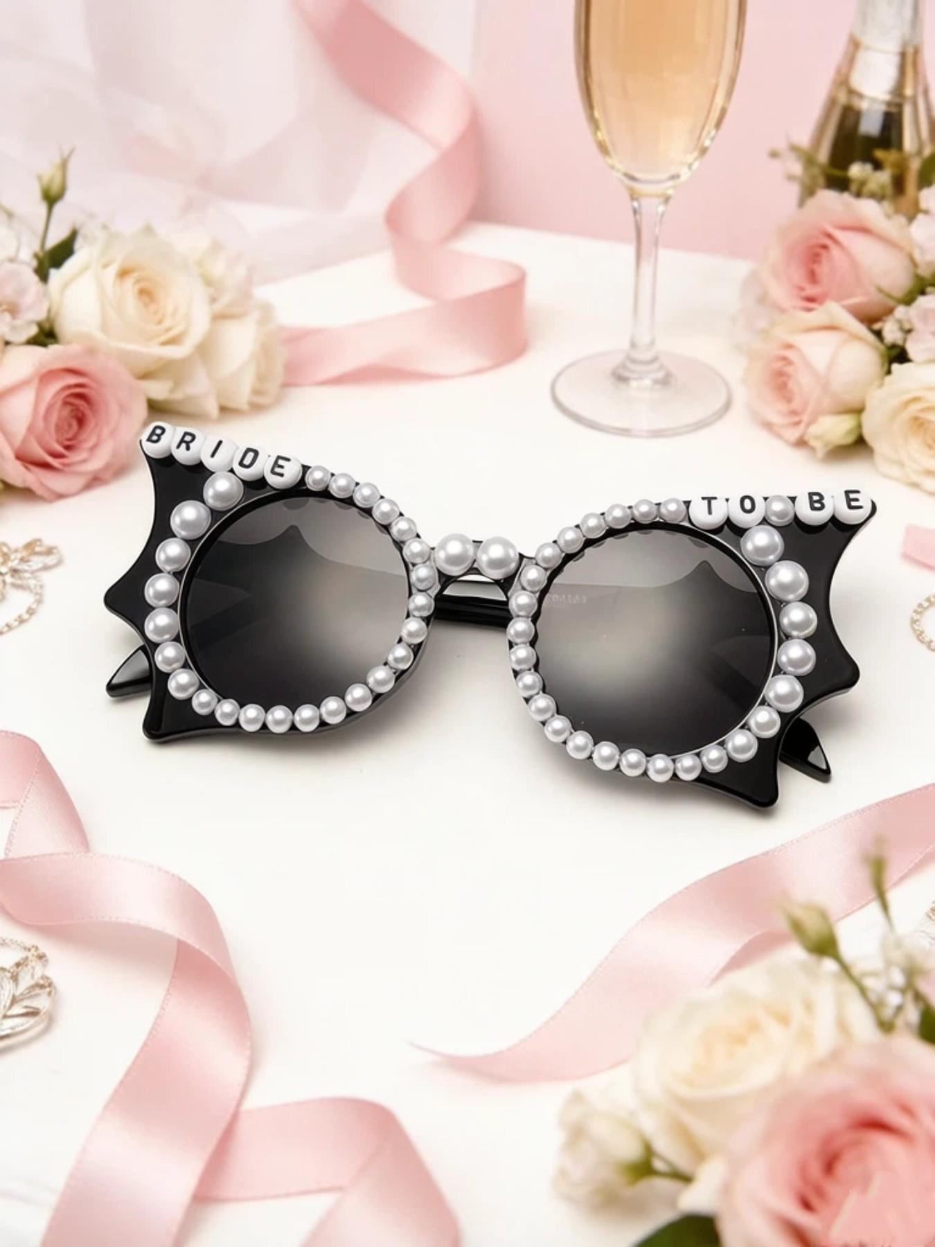 Elegant Bat-Shaped Sunglasses for Wedding Parties, Featuring Multiple Imitation Pearls, Stylish Accessory for Special Occasions