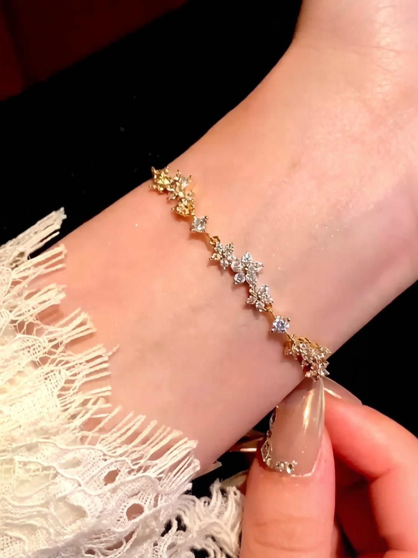 Elegant Rhinestone Clover Flower Bracelet, Ladies' Evening Party Jewelry, Stylish Accessory for Special Occasions, Unique Handmade Design