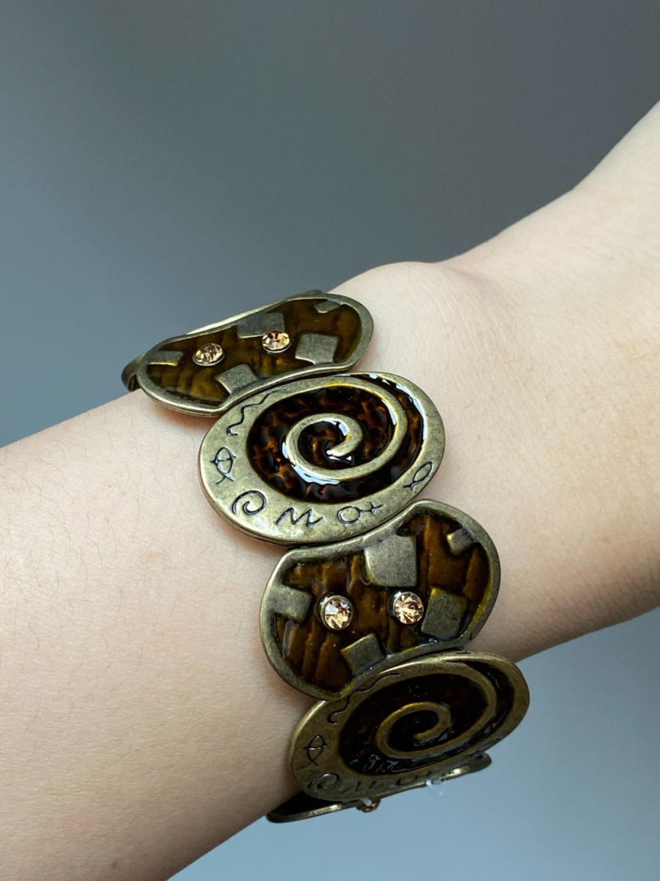 Vintage Metal Enamel Button Bracelet, Baroque Style, Bohemian Design, Perfect Gift, Daily Accessory, Party, Festival