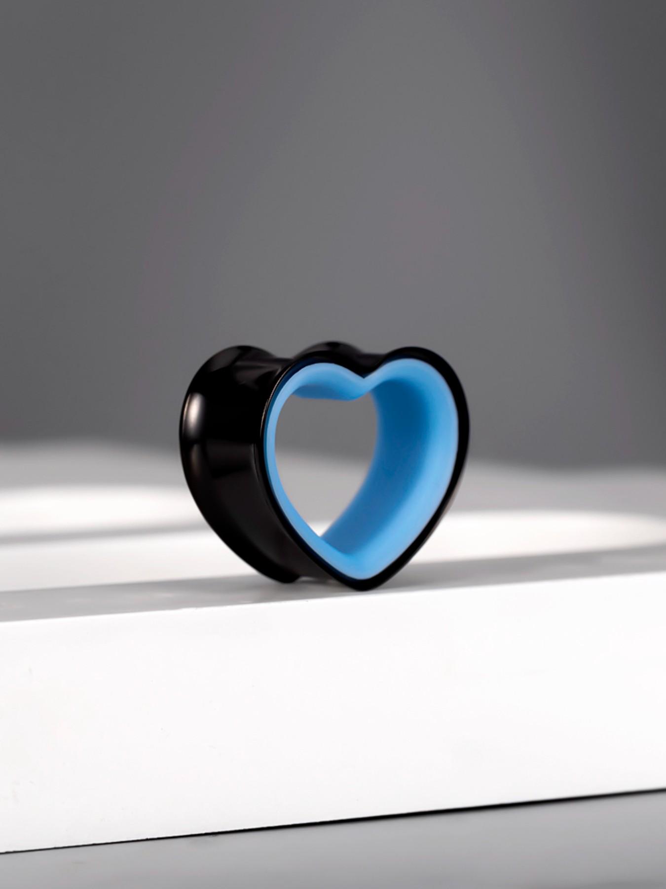 vanku 2pcs Glow in the Dark Heart Shaped Ear Gauges, 316L Stainless Steel, Hypoallergenic, Double Flared, Luminous Piercing Jewelry for Women Men