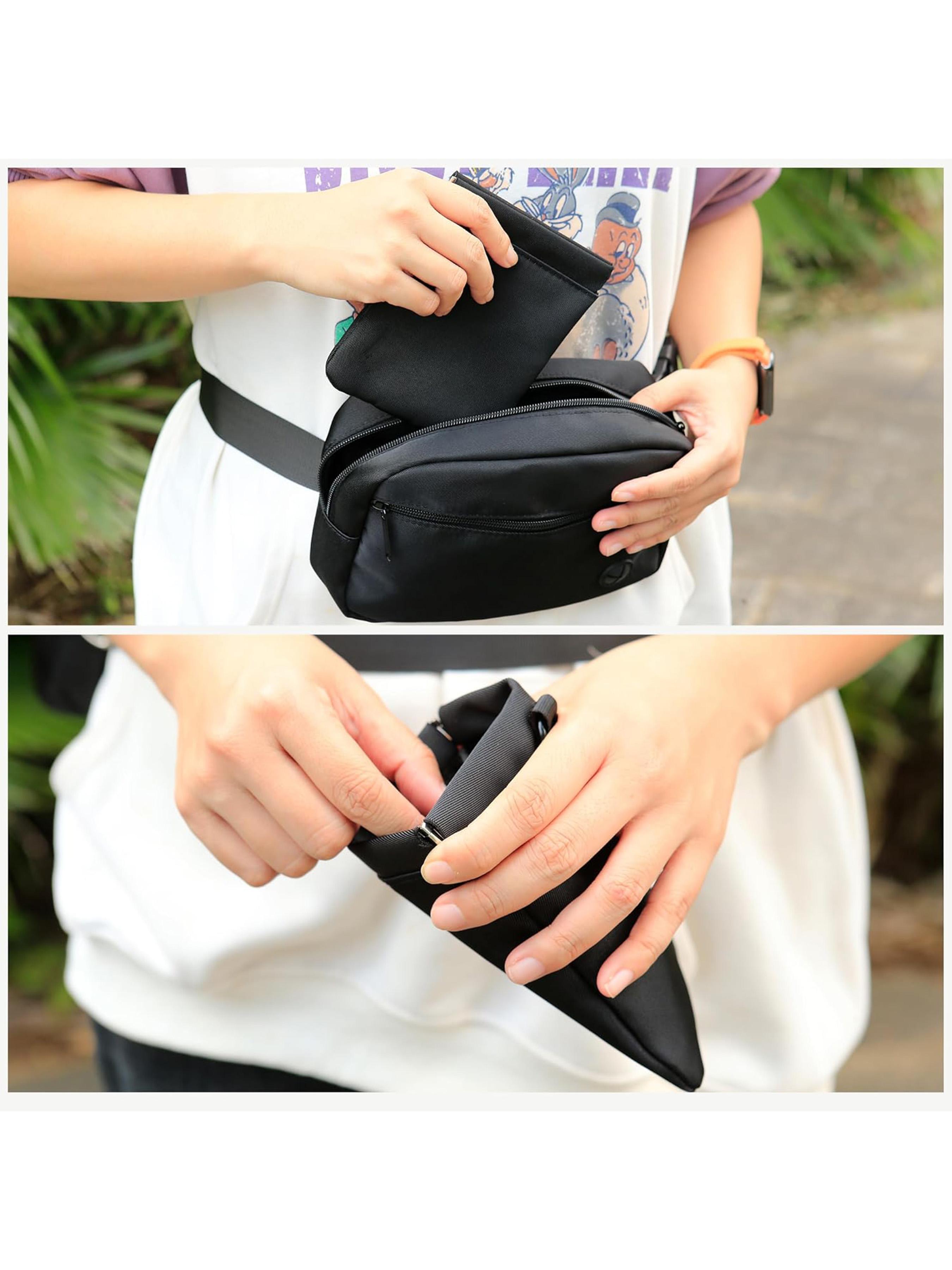 Dog Treat Pouch, Pet Training Treat Bag, Dog Walking Fanny Pack with Carabiner, Built-in Poop Bag Dispenser & Reuse Dog Poop Holder, Puppy Pet Treat Waist Belt