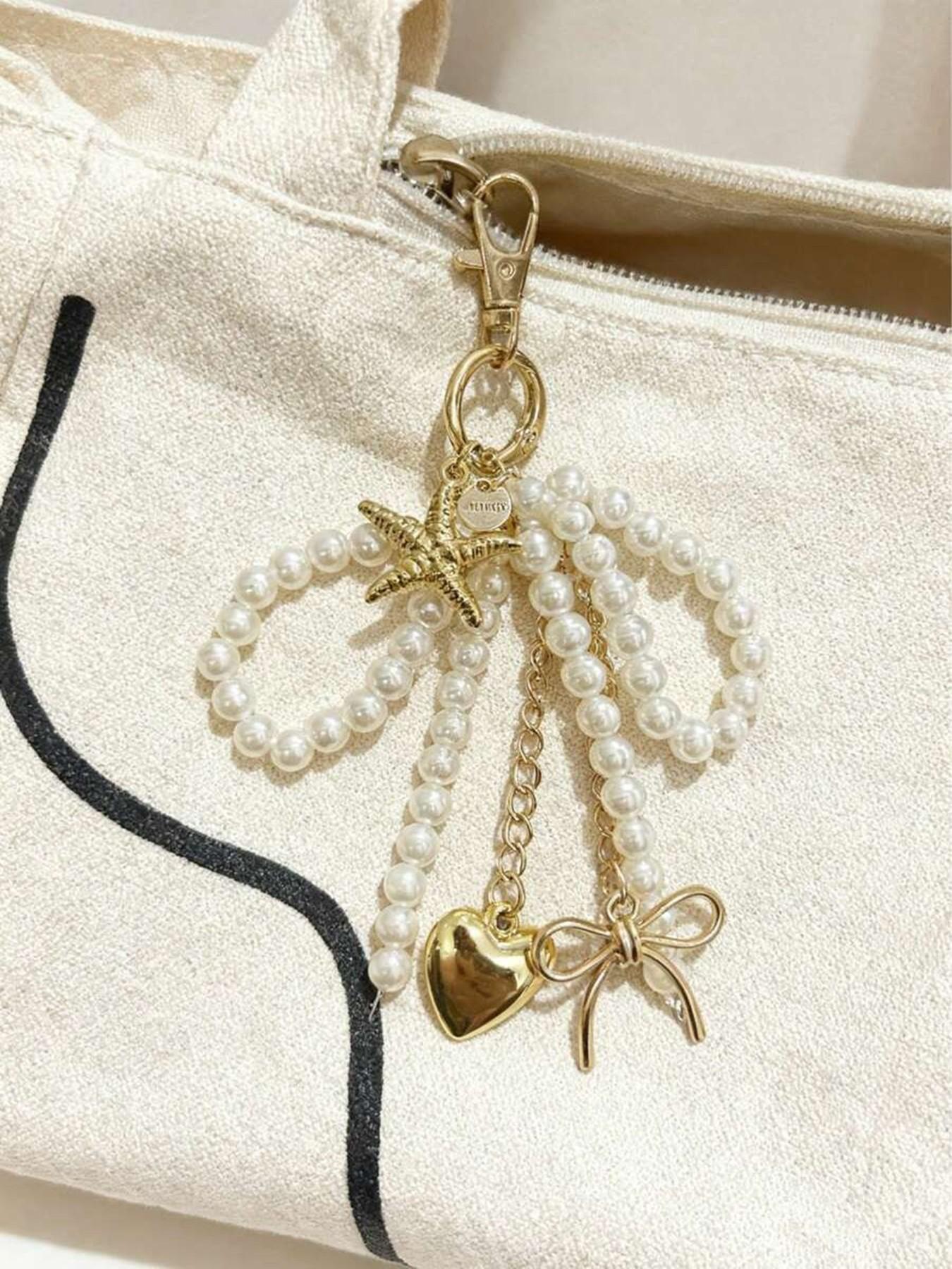 Gentle style pearl bead bag decoration, Bag Charm Keychain, starfish love bow decoration, light luxury texture exquisite style fashion decoration, can be used as a keychain, can be given to friends, lightweight and easy to carry
