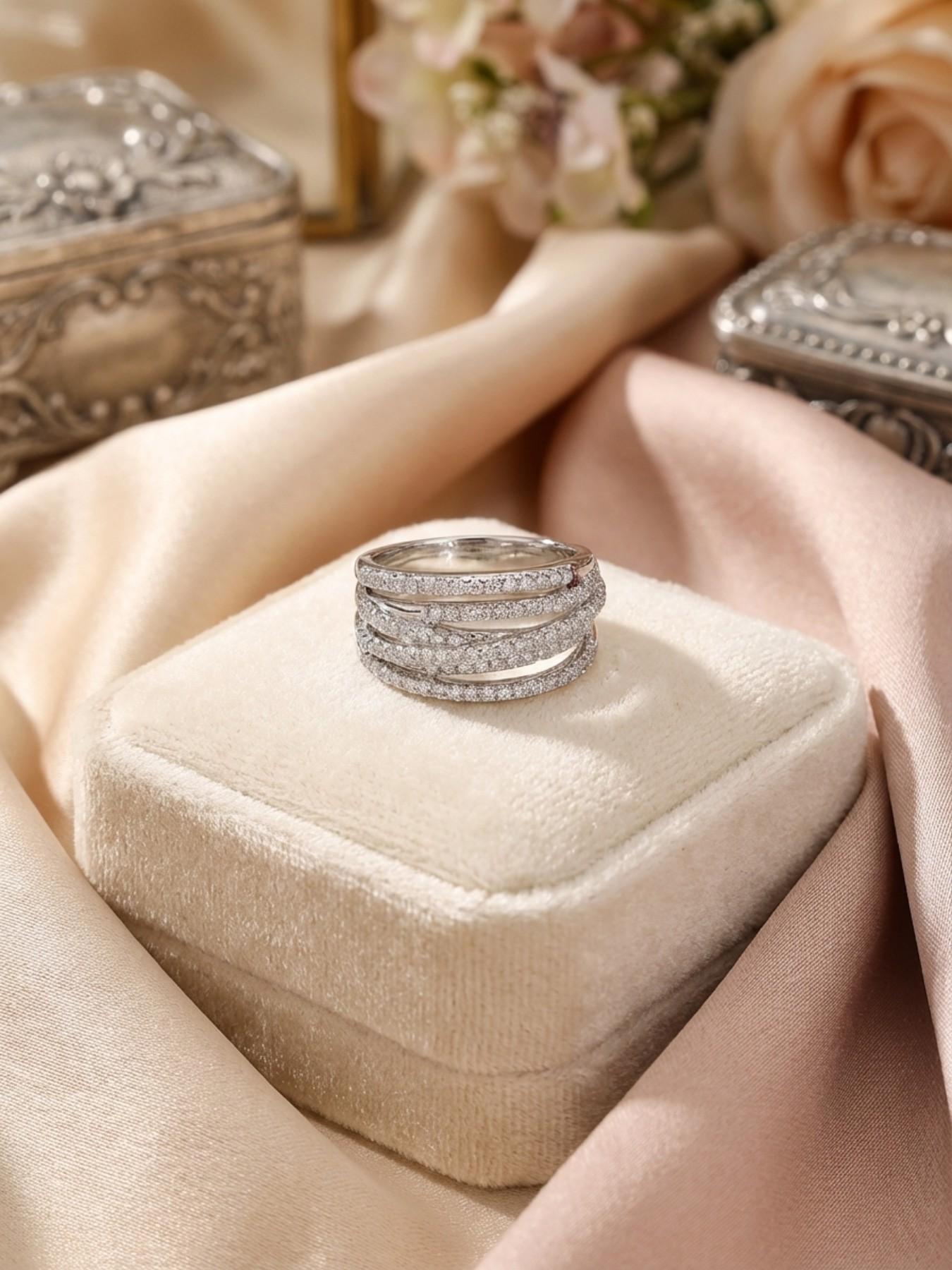 Unisex Hip-Hop Style Ring, Vintage Geometric Design, Multi-Layered Wraparound Band, Unique Irregular Shape, Fashionable Jewelry