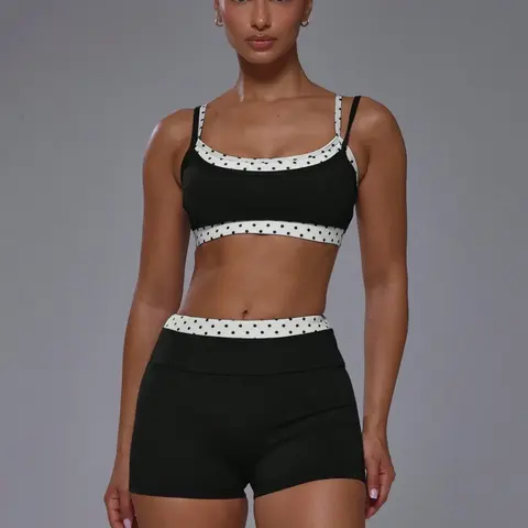 Trendy Colorblock Yoga Set, Sleeveless Tank Top with Padded Bra, High-Waisted Shorts, Quick-Dry Women's Sportswear for Fall and Winter