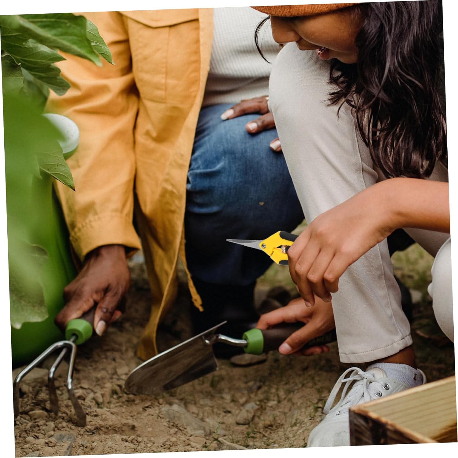 3pcs Gardening Scissors Set Plant Pruning Shears Garden Scissor Pruners for Tree Trimming Garden Clippers Shears Gardening Tools Hand Pruning Shears Tree Pruners Yellow Rubber