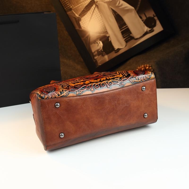 Vintage Tannery Craft Embossed Handbag, Traditional Floral Pressed Large Capacity Commuter Bag, Mom Style Shoulder Crossbody Bag