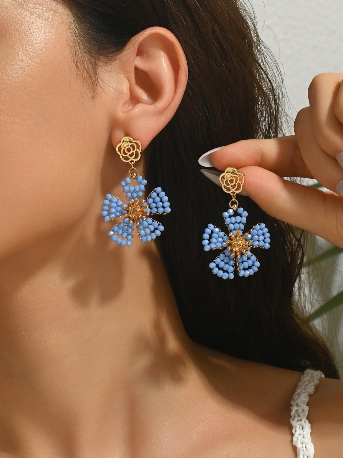 A pair of handcrafted, bohemian-style vintage dangle earrings featuring beaded floral designs—the perfect gift for a loved one, mother, or friend. An ideal present for Valentine's Day, Mother's Day, International Women's Day, wedding season, Thanksgiving