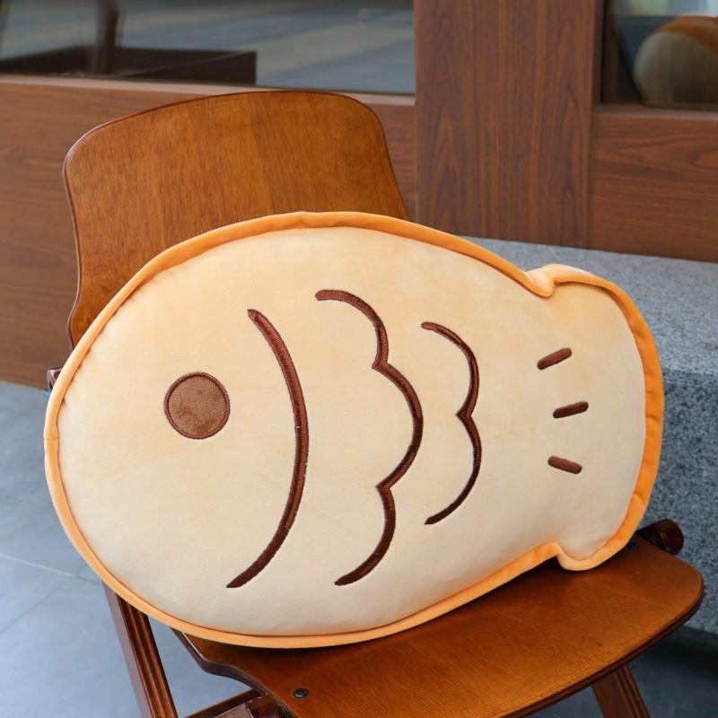 Fish Cake Butter Bread Pattern Pillow, Soft Nordic Style Polyester Fiber Cushion, Home Decor, 1 Piece, Comfortable and Stylish