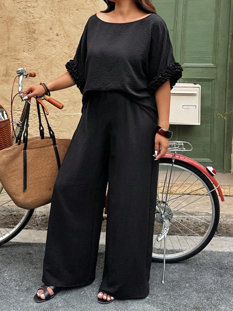 Plus Size Solid Color Round Neck Batwing Sleeve Shirt and Wide Leg Pants Casual Two-Piece Set, Comfortable and Stylish