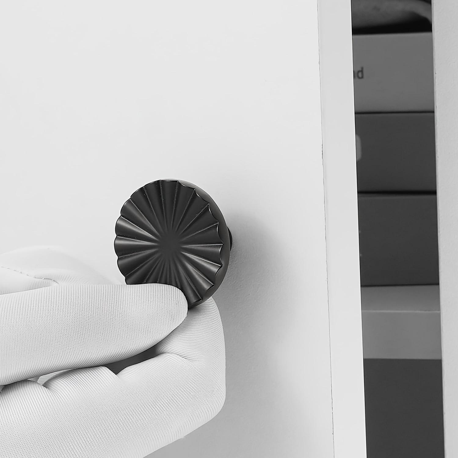 4 Pack Matte Black Sunflower Cabinet Knobs – Decorative Plastic Drawer Pulls with Mounting Screws, Vintage Floral Knobs for Kitchen Cabinets, Bathroom Vanities, Dressers and Home Improvement