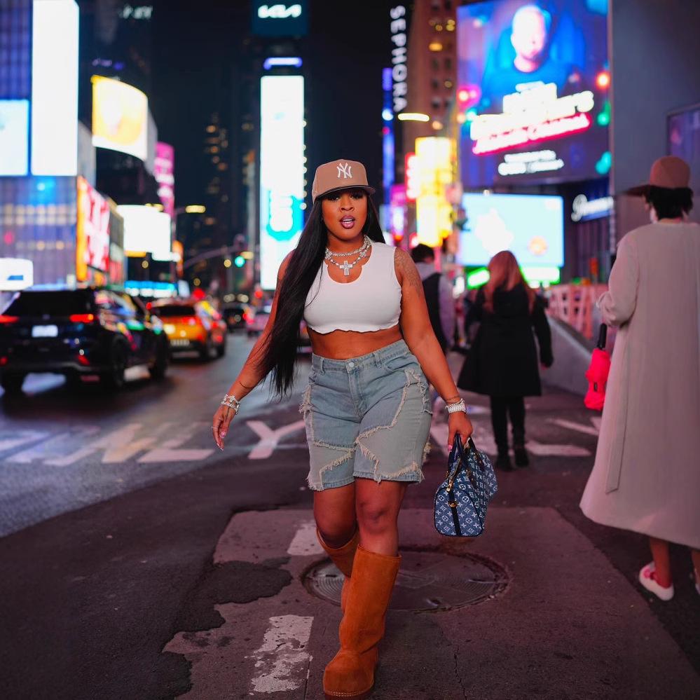 Star Tassel Raw Edge Loose Straight Denim Shorts