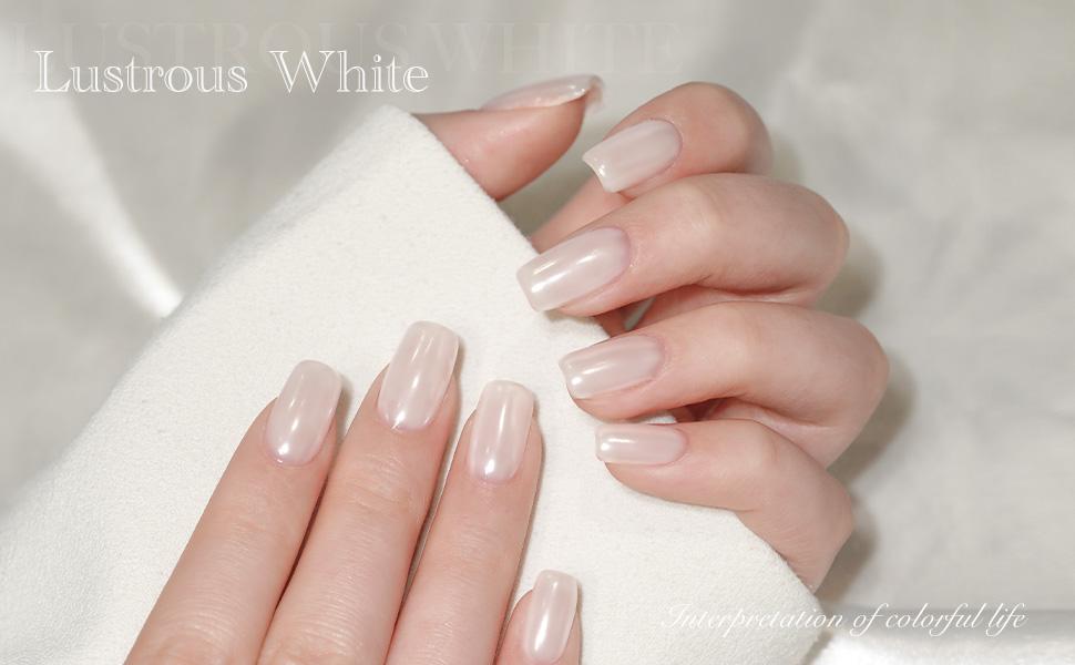 GAOY White Pearl Chrome Nail Powder, Mirror Effect Shimmer Glitter Pigment Mermaid Aurora Nail Art Decorations, Lustrous White