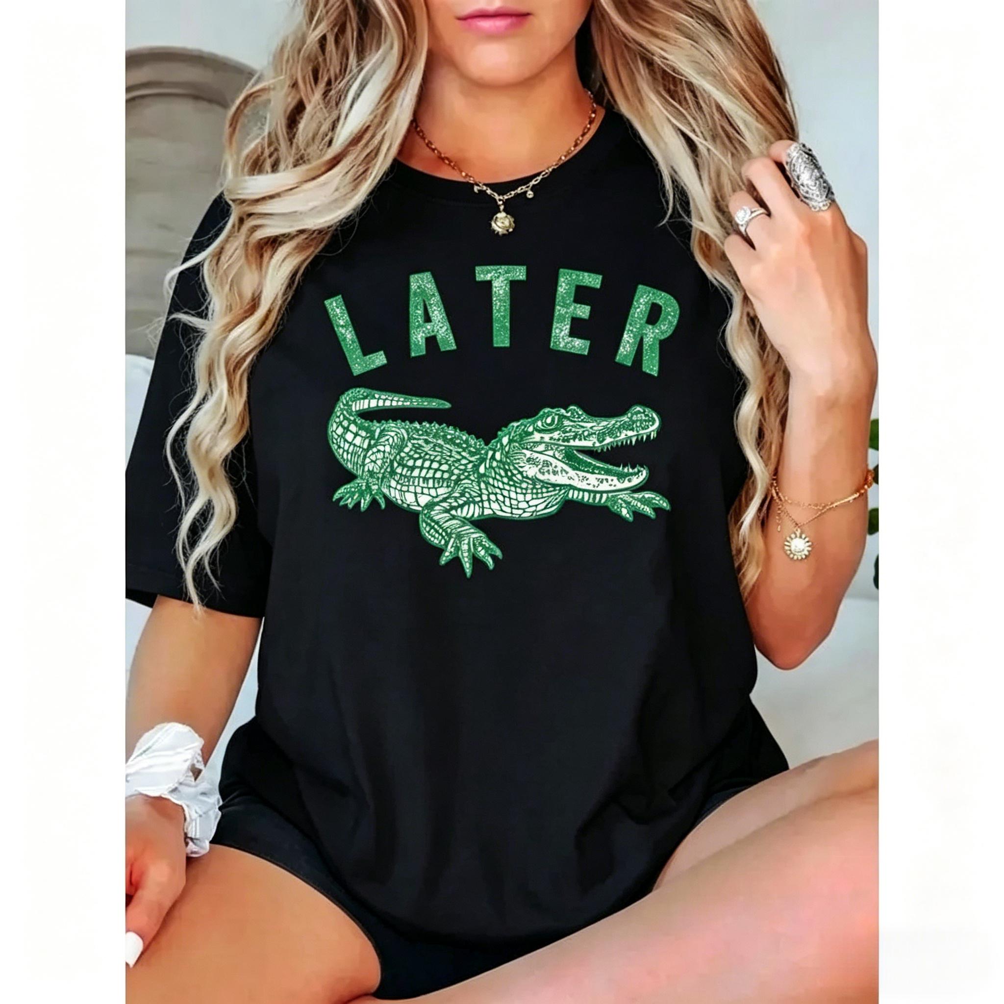 Women's Alligator & Letter Print Round Neck Tee, Vintage Trendy Casual Short Sleeve T-shirt for Daily Wear, Ladies Summer, Top