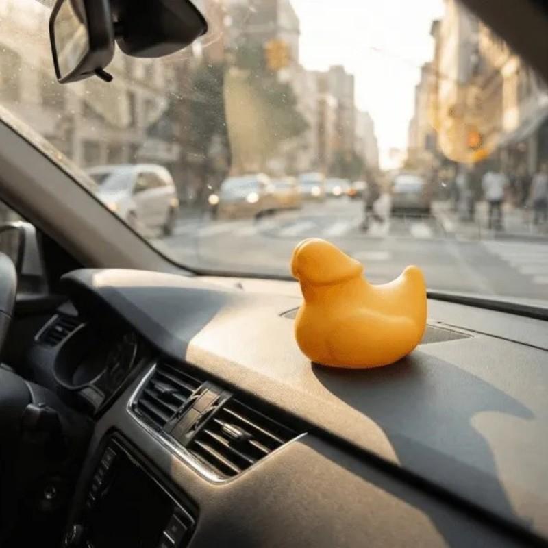 Mini Duck Family Micro Landscape Set, 5 Pieces Interchangeable Parent-Child Queue, Ideal for Miniature Scenery, Journal Decoration, Desk Accessories