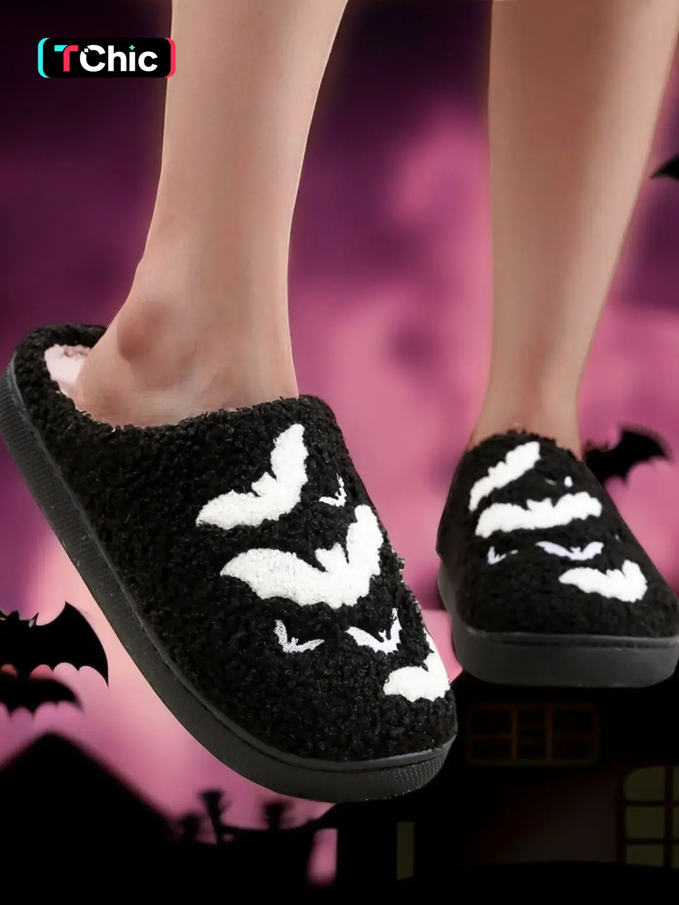 Bat Pattern Embroidered Halloween Slippers, Comfortable Indoor Home Shoes for Men & Women, Fall Winter Christmas Gift Idea, Slip On Slippers