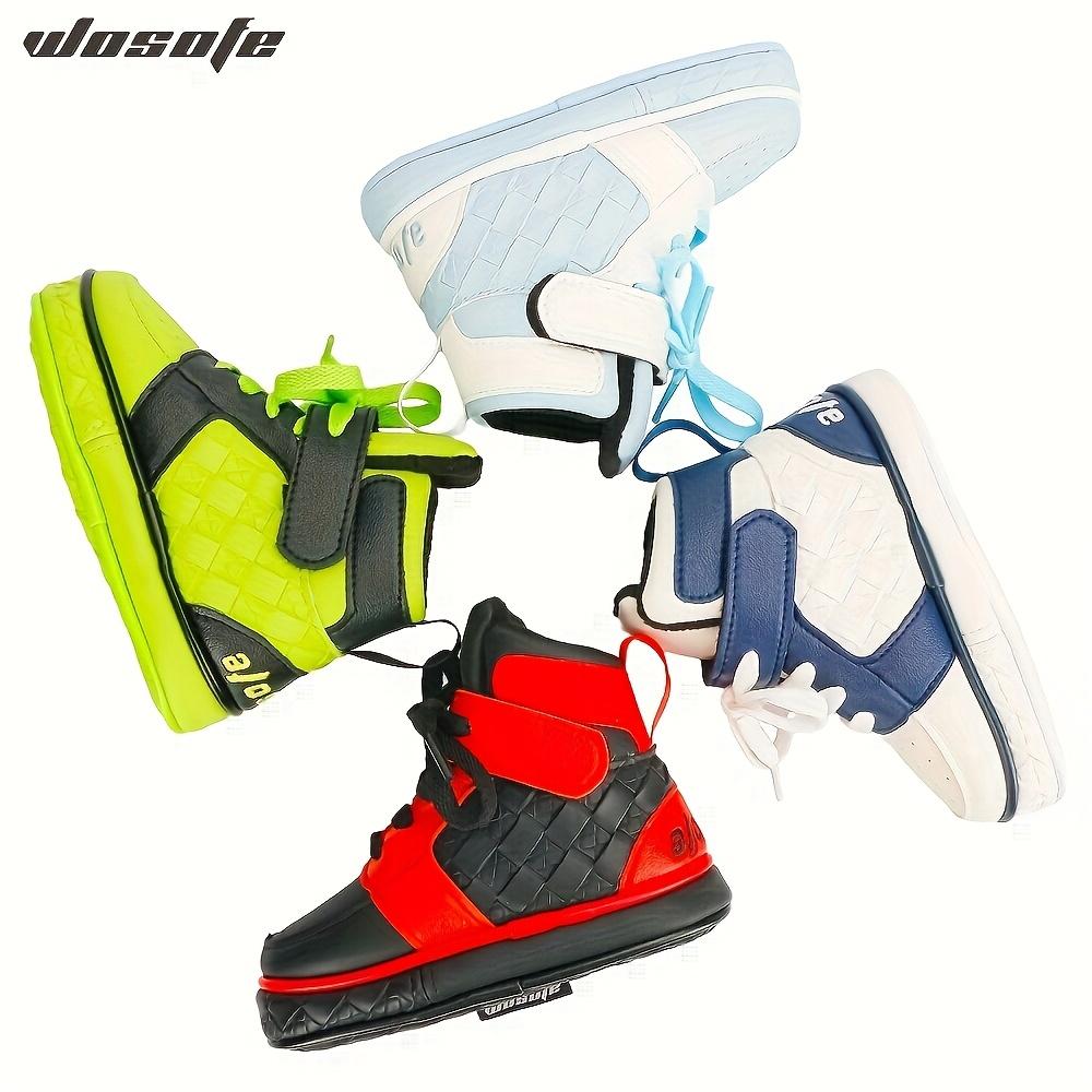 1 golf putter cover,sneaker style design,durable PU material suitable for any weather,fits all models of straight-shaft putters,available in 4 colors,golf accessories