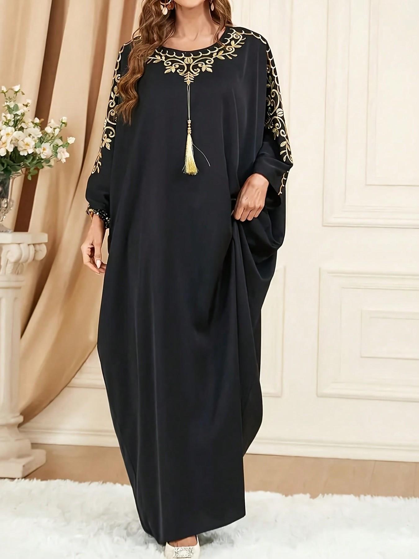 Women's Long Robe, Elegant Islamic Clothing, Batwing Sleeves, Fringe Detailing, Flowy Design, Ideal for Ramadan & Eid, Comfortable Loose Fit, Islamic Muslim Clothing