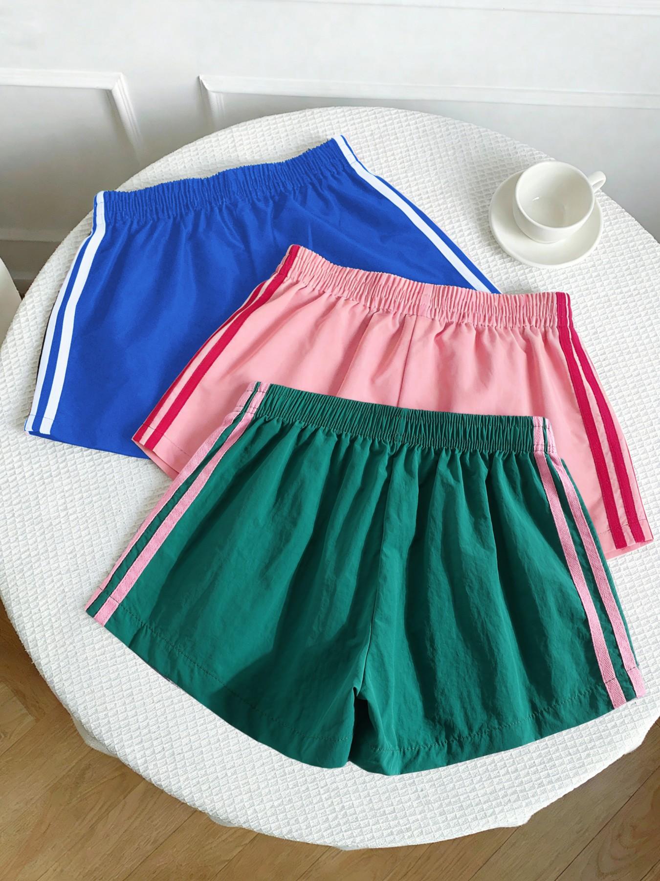 Women's Summer Striped Shorts, Casual Loose-Fit, 4-Stripe Design, Perfect for Office & Parties, Versatile Fit, Ideal for Warm Weather