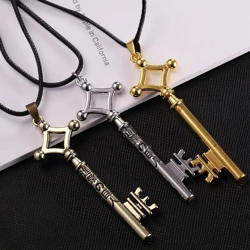 Attack on Titan Anime Key-Shape Necklace, 45cm Plated Metal Alloy Eren Pendant Chain Jewelry, Vintage Retro Men's Costume Jewelry for Cosplay, Daily Wear