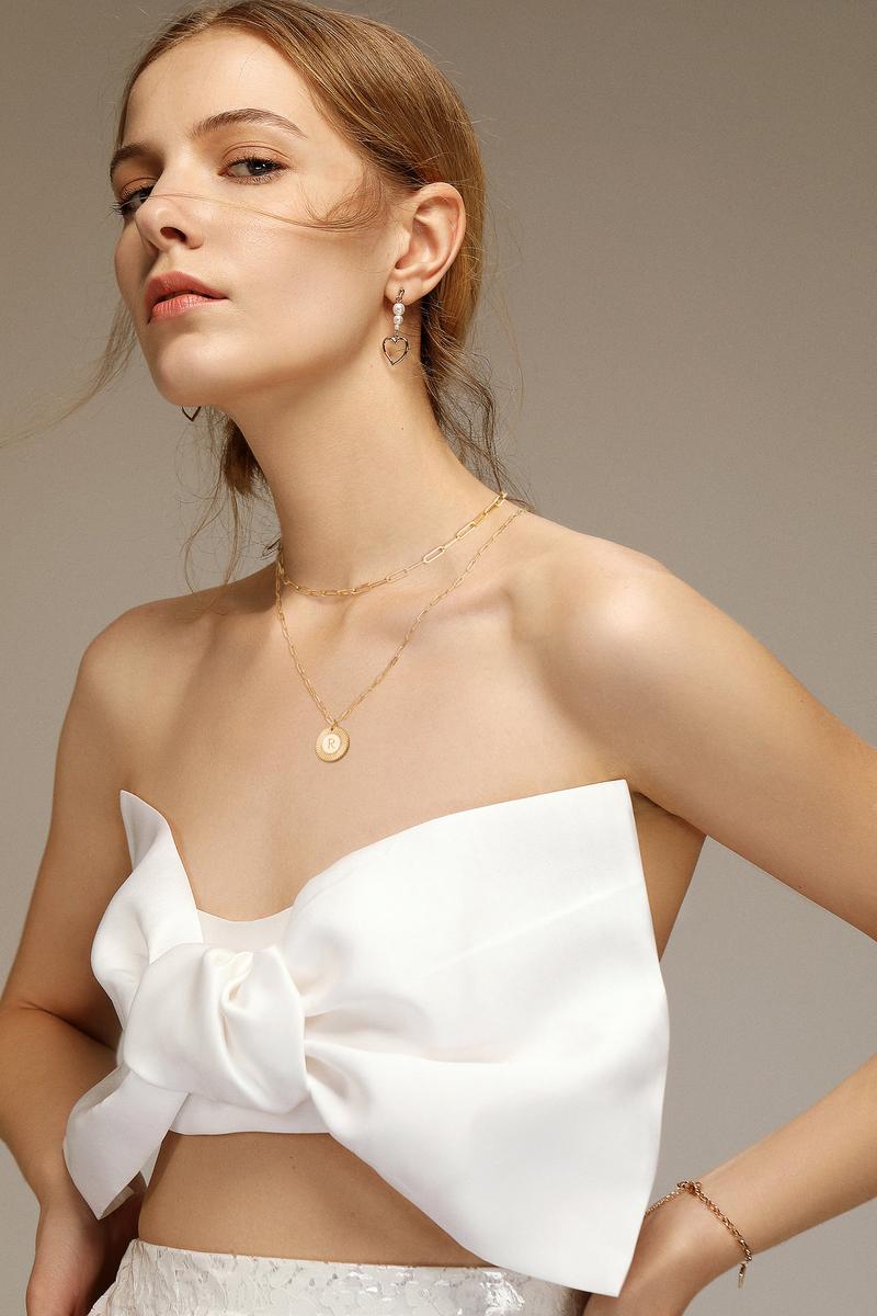 Fettero Layered Choker Necklace Gold Flower Initial Coin Pendant 2 Layer Dainty Paperclip Chain Personalized Jewelry Gift for Women Letter T