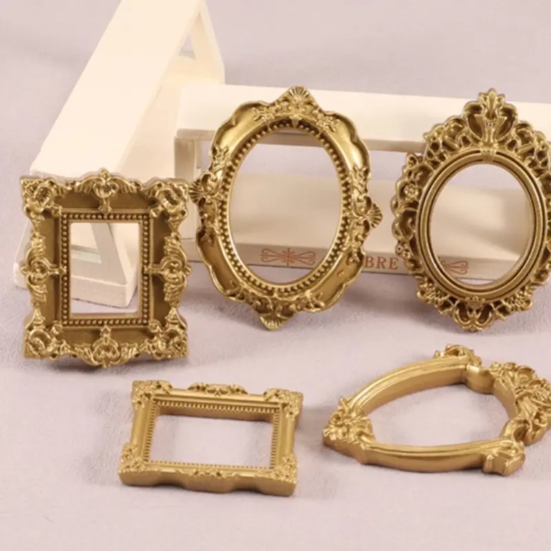 5pcs Vintage European Style Mini Golden Photo Frame Props, Nail Art Jewelry Necklace Decorative Decor, Photography Background Accessories
