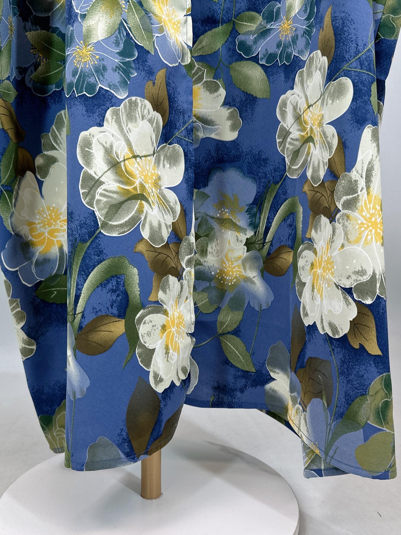 [Includes Hijab] Women's Art Print Batwing Sleeve Long Robe Set with Headscarf, Loose-Fitting Vacation Style Cardigan with Pockets, Fall & Winter Fashion Open Front Abaya