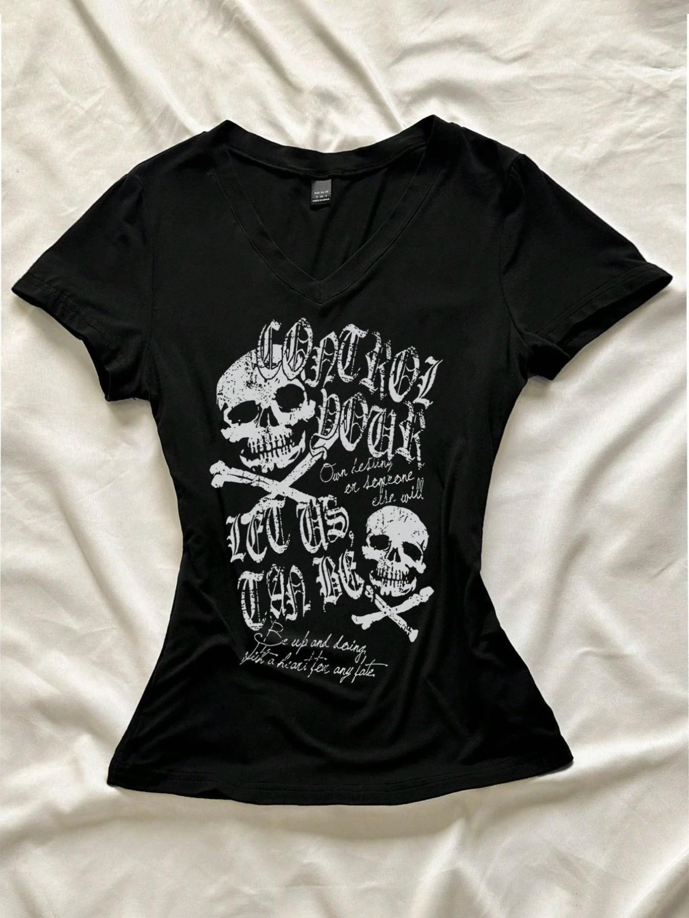 Y2K Grunge Skull Graphic V-Neck Slim-Fit Stretch Fabric E-Girl 