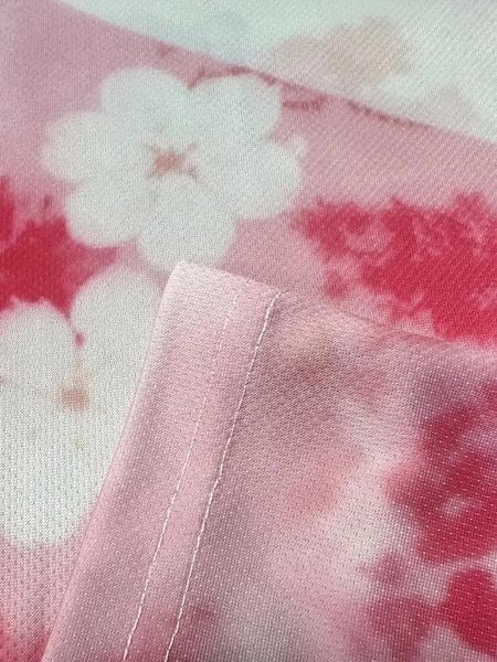 Men's short-sleeved Japanese cherry blossom football jersey with Mount Fuji design. Round neck design, comfortable and breathable pinhole polyester fabric top. Suitable for daily football training and competition.